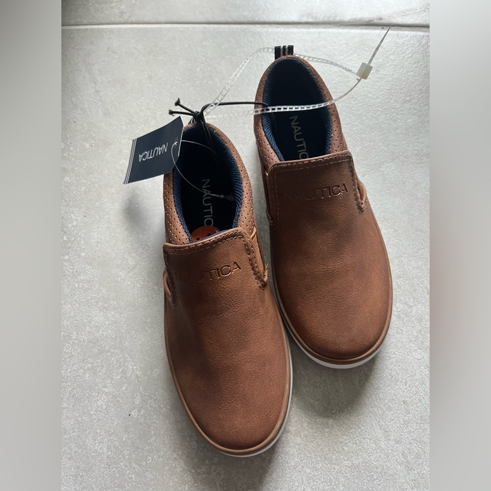 Kids toddler dress shoe nautica in tan brand new never worn